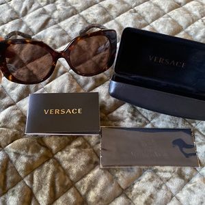 Versace sunglasses EXCELLENT condition!